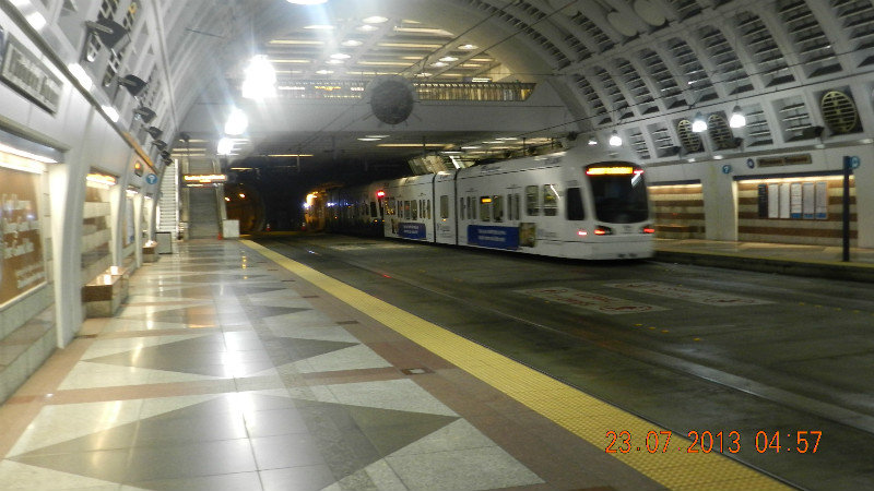 Transit tunnel