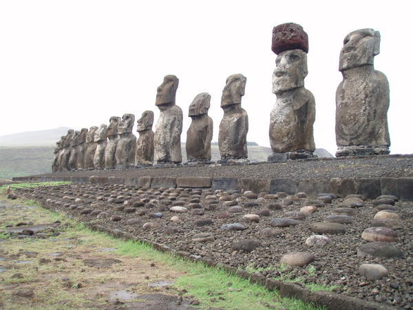15 Moai of Tongariki