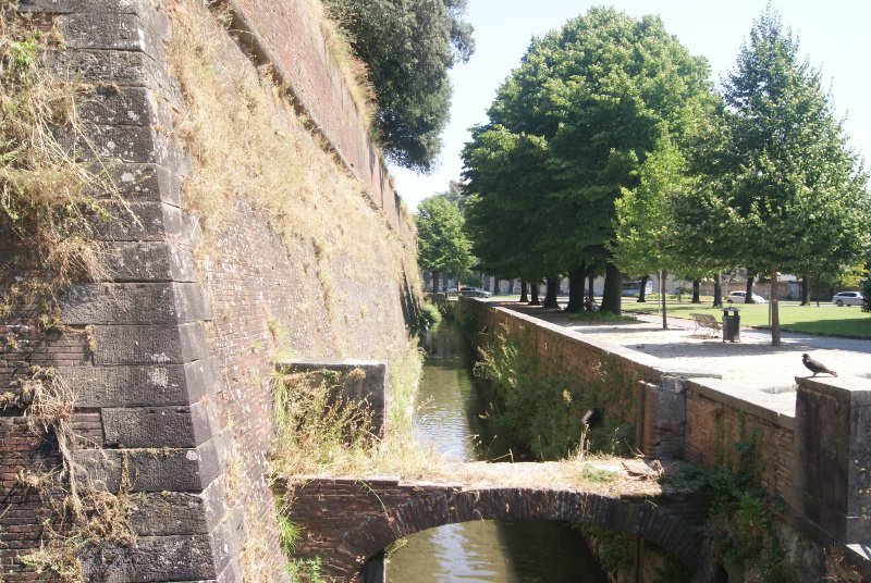 The moat around Lucca