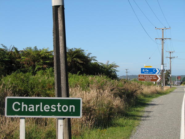 Charleston, New Zealand (Signs to prove the town and the river)