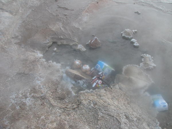 cooking breakfast in the geysers