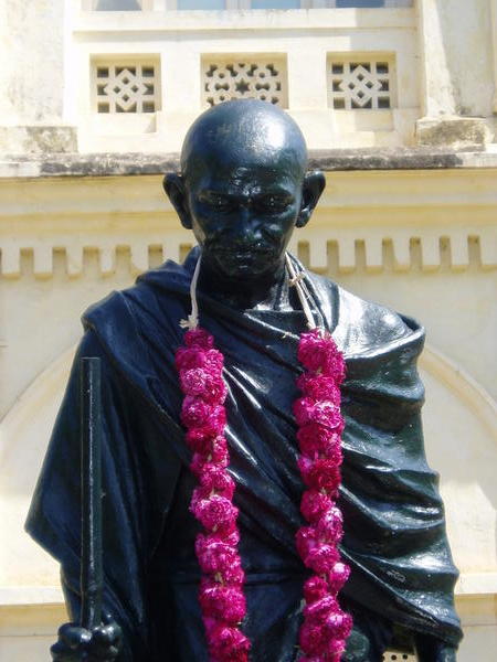 Madurai - Mahatma Gandhi memorial museum statue