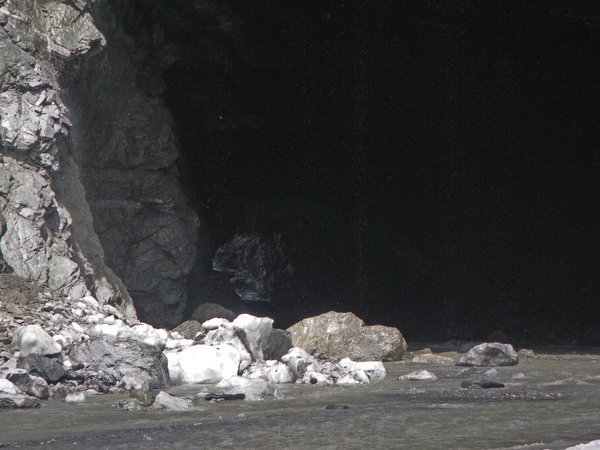 The bottom of The Pit is visible at the back of the ice cave