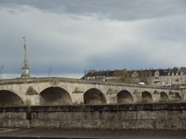 Blois Town Bridge