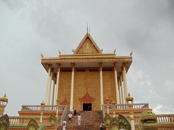Oudong Monastery Buddha Temple