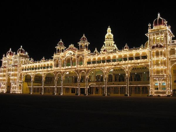 Maharaja Palace by night
