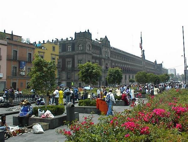 The Street Market behind the Cathedral