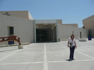 MaryAnne at the Bahrain National Museum