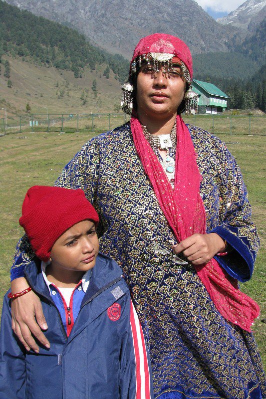 Kashmir Traditional Dress... - Kashmir Traditional Dress
