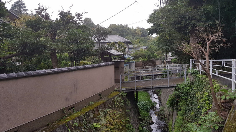 Path to the Kita-Kamakura Station