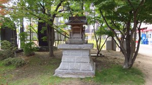 Hokora (Miniature Shrine)