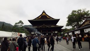 Hondō of Zenkō-ji Temple