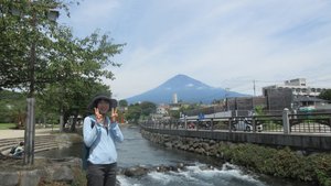 Takae in Front of Mount Fuji