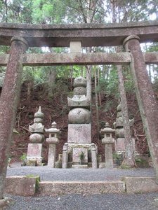 Tomb of Mori Tadamasa
