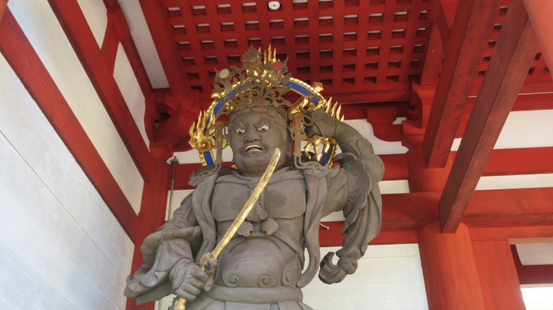 Statue of Jikokuten