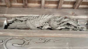 Carving on the Hondō (Main Hall)