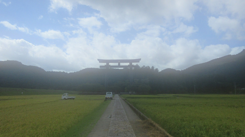Photo of the Ōtorii (Great Torii) with Camera