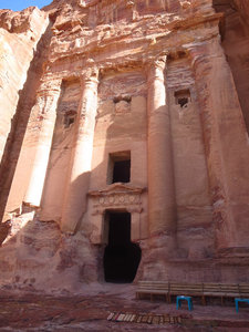 Urn Tomb