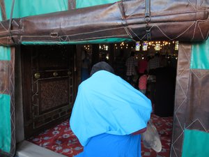 Entering the Mosque