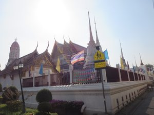 Wat Rakhang Khositaram