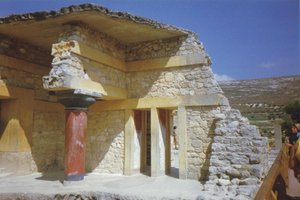 Minoan Column
