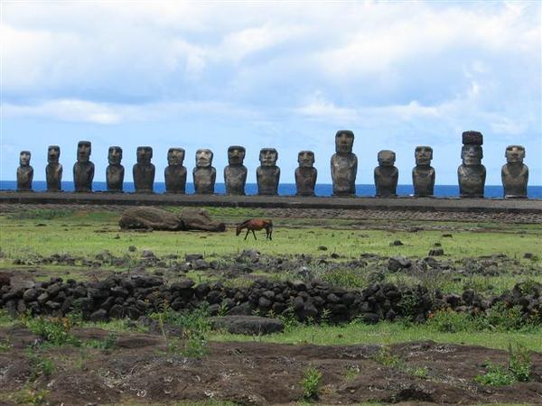 Ahu Tongariki, the 15 restore Moai at the east coast