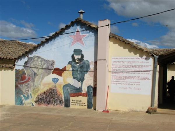 Mural painting at the hospital, Valle Grande. The writing at the right is Che´s last postcard to his children.