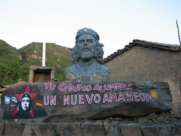 Commemerating Che in La Higiera.