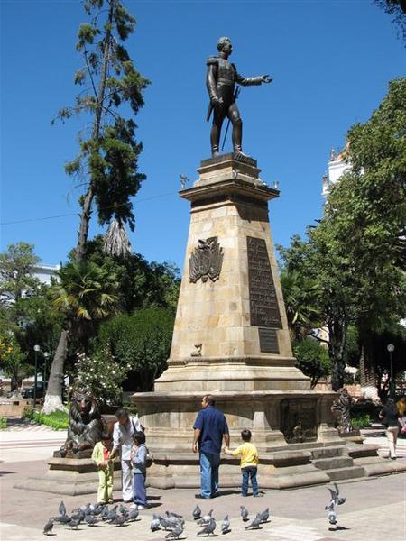 General Sucre, in the central square