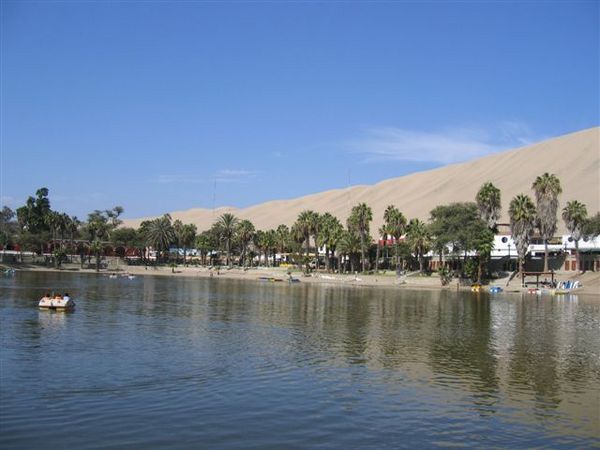 Hucachina lagoon.