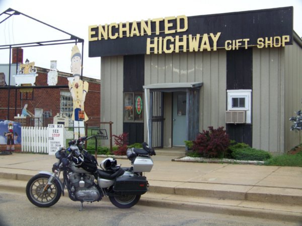 Enchanted Hwy Gift Shop