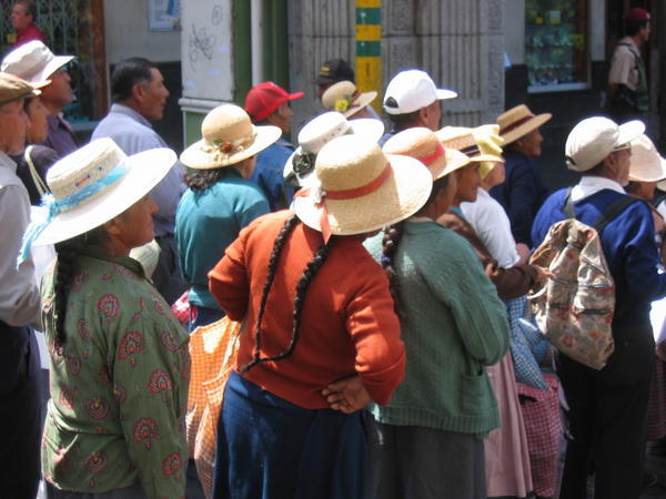 Peruvian women demonstrating