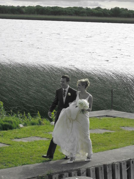 Wedding photos on the lake at the Wineport Lodge.