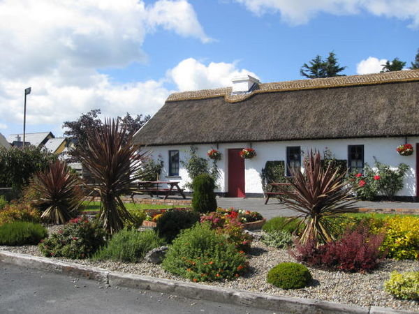 Thatch cottage in Bunratty
