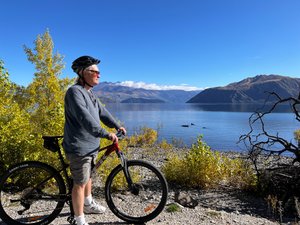 Biking Lake Wanaka
