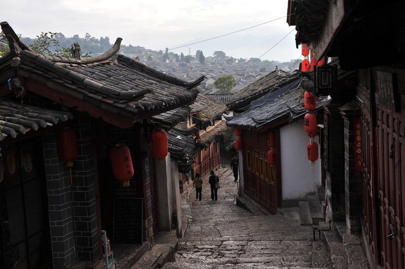 Morning on the streets of Lijiang