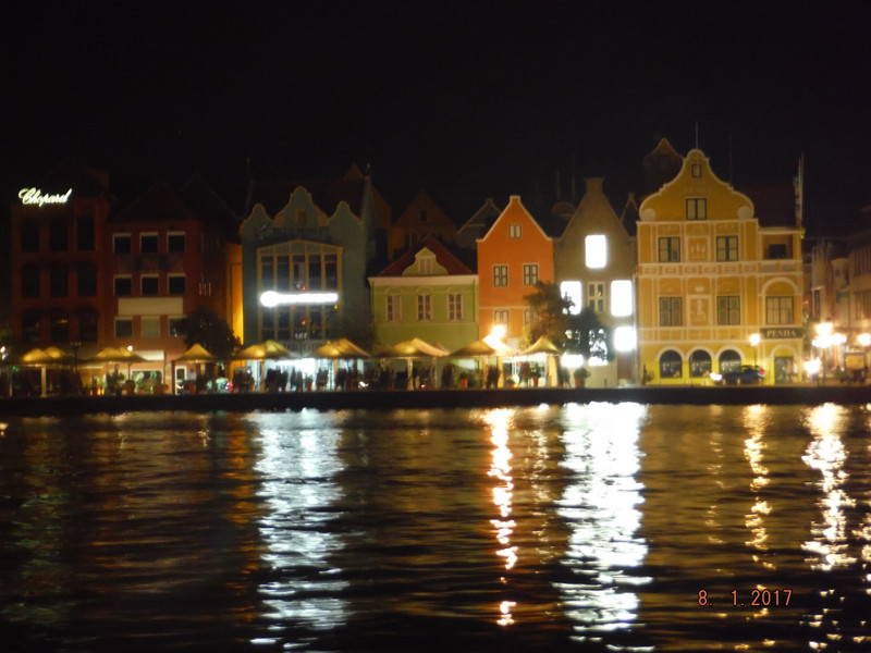FAMOUS CURACAO WATERFRONT