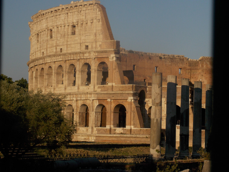 7: inner View of Colosseum 