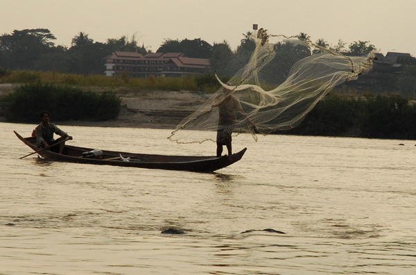 local fishermen in Huay Xui, on the Mekong