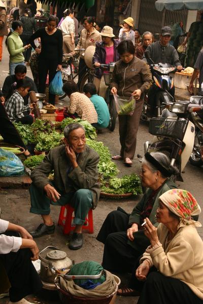 Hanoi-street market