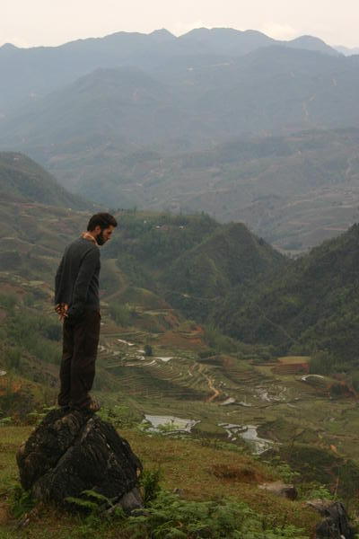Sapa-oliver overlooking the valley