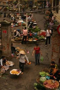 Hanoi-street market