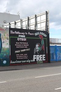 Belfast Taxi Tour- murals on Catholic side