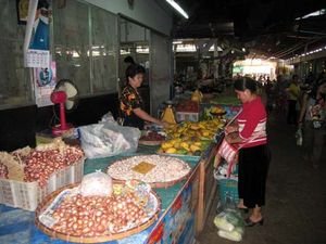 Phrao Market
