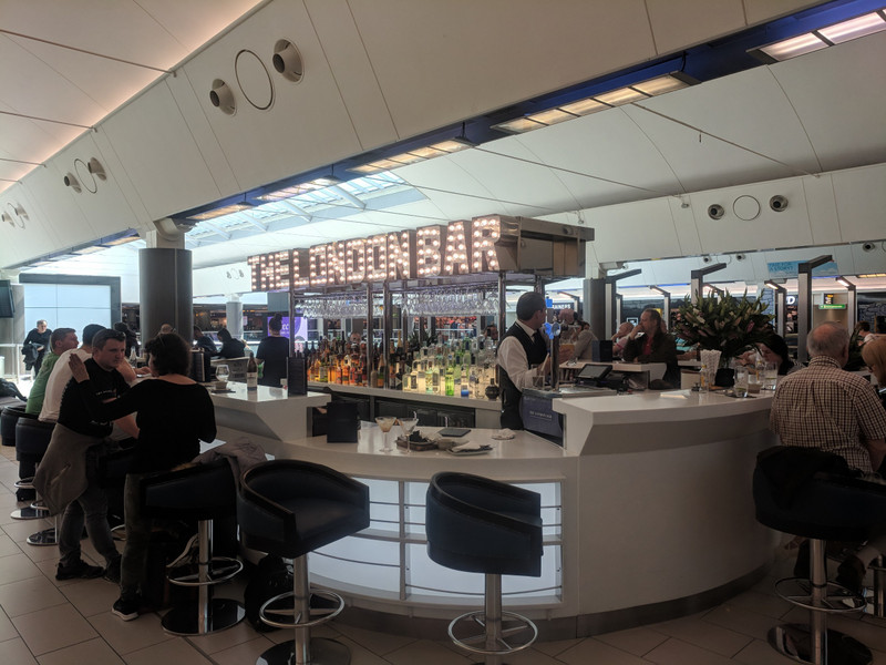 Bar in airport