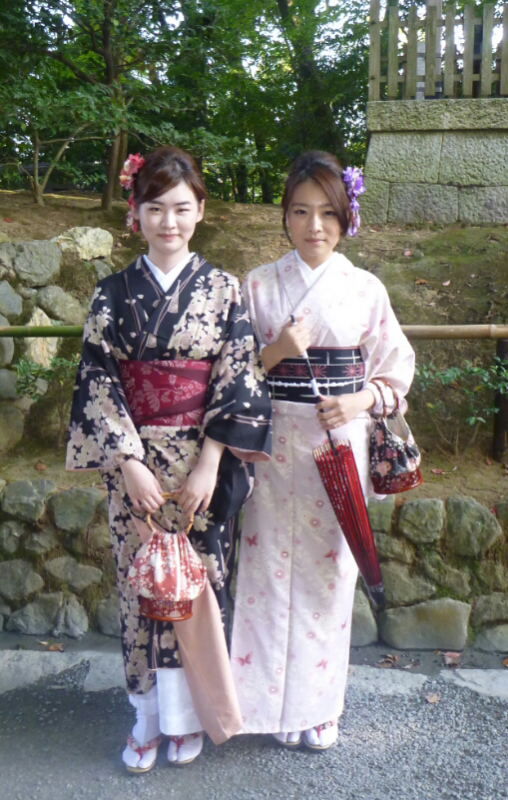 Young ladies in Yukata