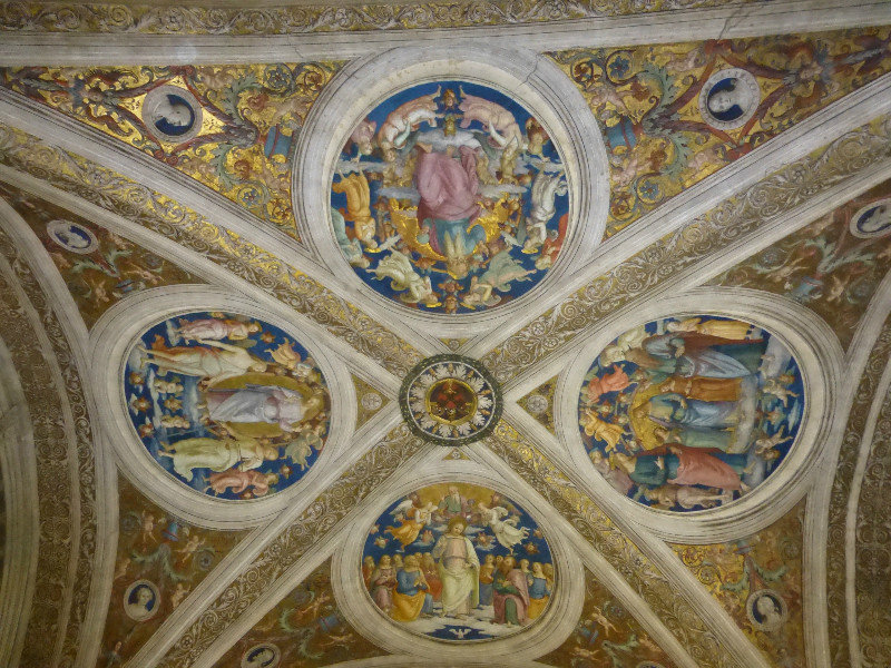 Another beautiful celing detail in the Vatican