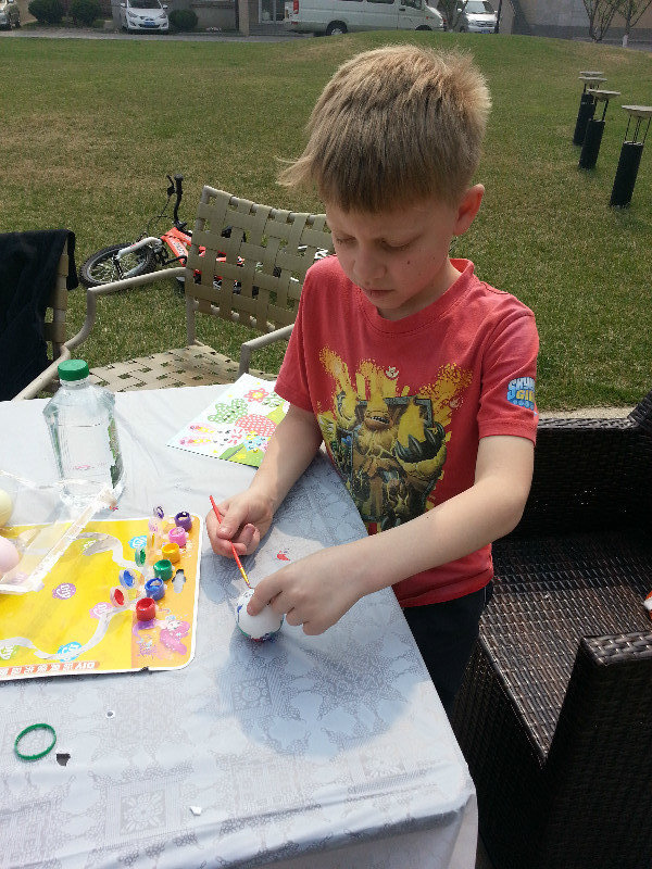 Painting eggs....