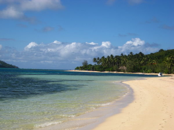 Blue Lagoon beach on Nanuya Lailai island