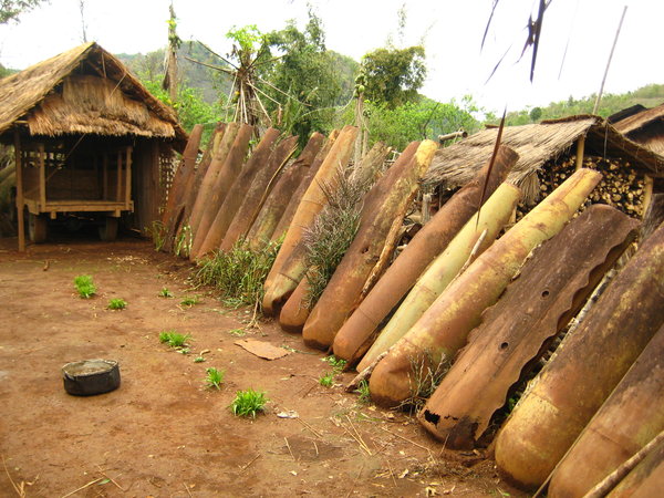 Phonsavanh - bomb village